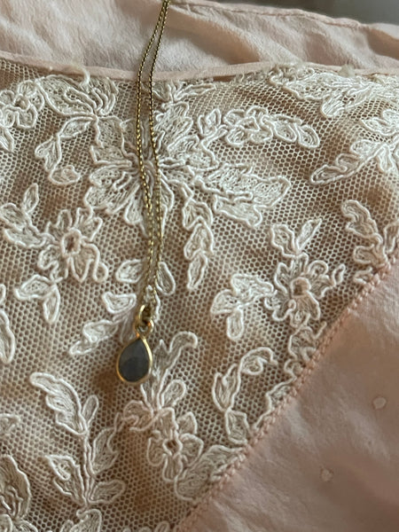 emerald | small necklace | gold-plated