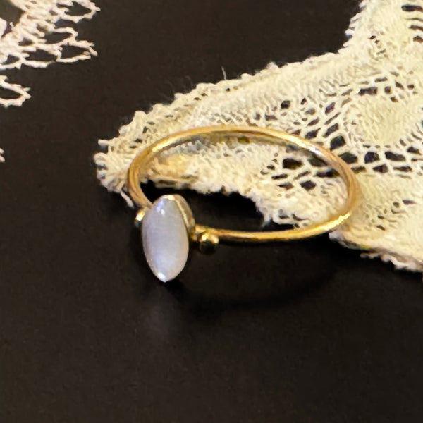 ‚Lisa’ ring mother of pearl | 925 silver