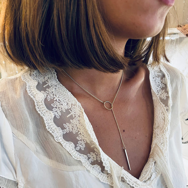 'Lazo' necklace |