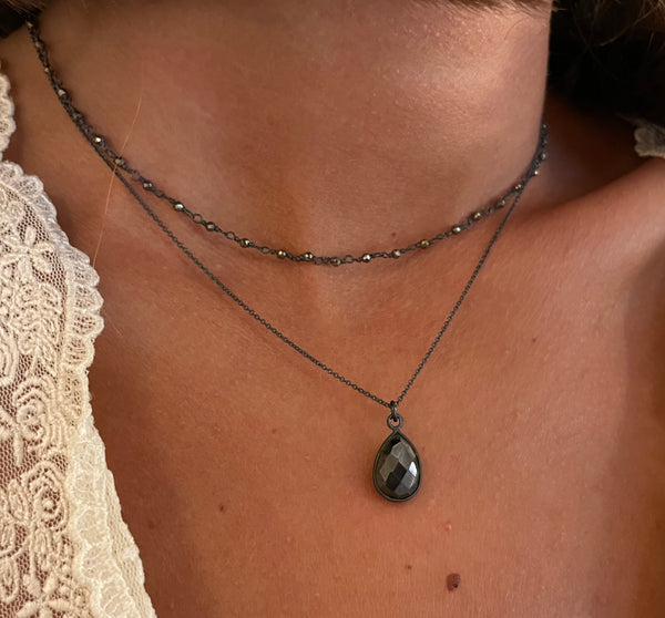 sapphire | stone necklace / oxidized