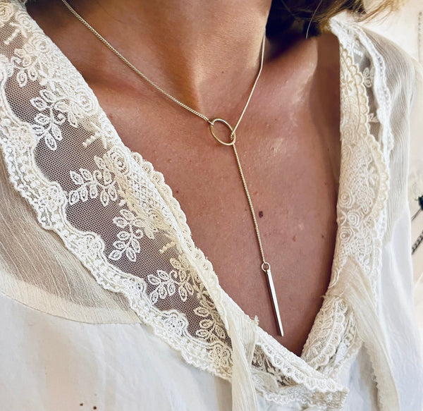 'Lazo' necklace |