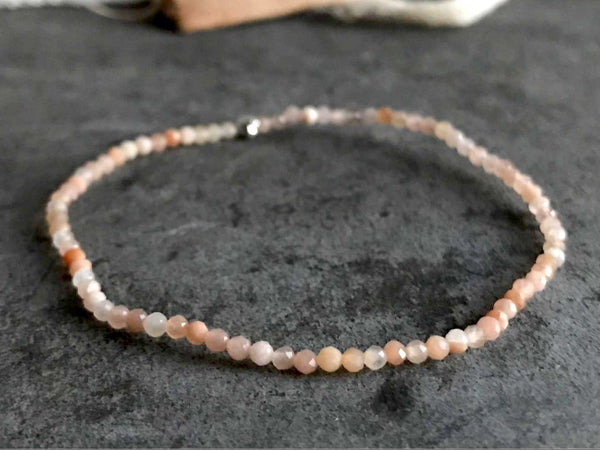 Peach Moonstone Ella | Stone bracelet
