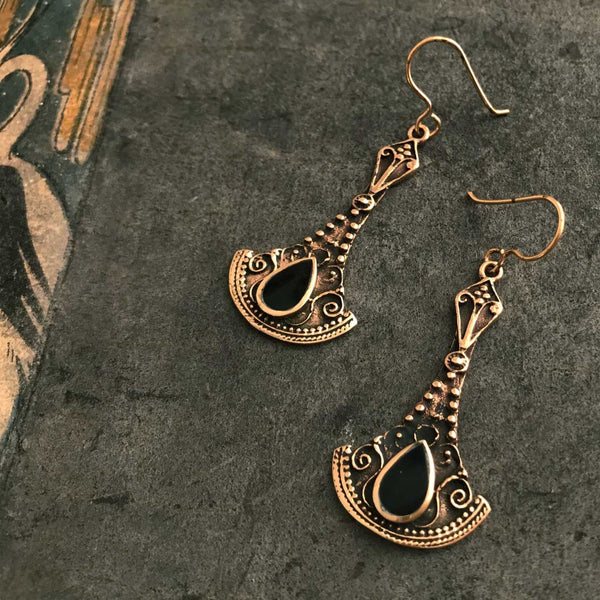 onyx | 'isay' earrings | bronze