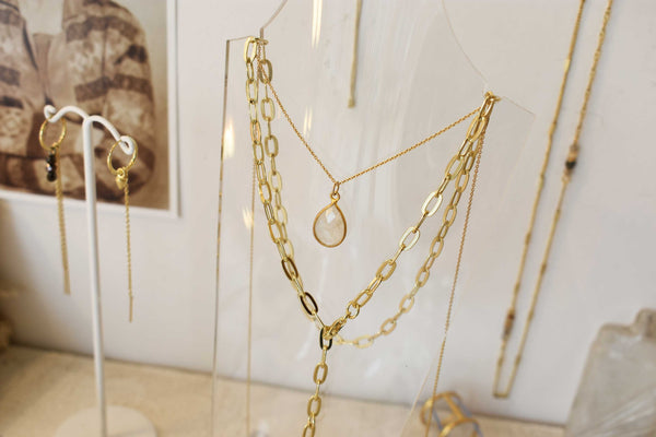 Moonstone | cut pendant necklace | Gold-plated