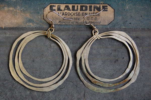 'organic circles' earrings | gold .