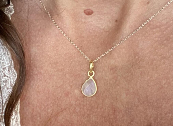 Moonstone | cut pendant necklace | Gold-plated