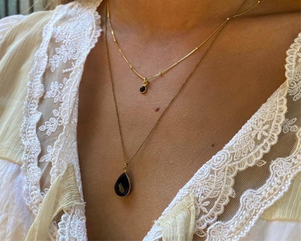 onyx | stone pendant necklace | gold-plated