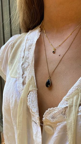 onyx | stone pendant necklace | gold-plated