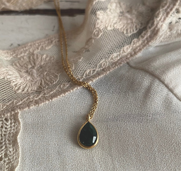 emerald | small necklace | gold-plated
