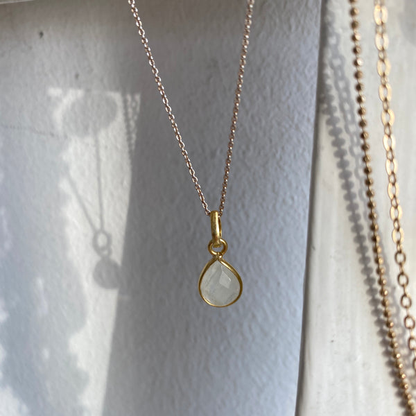 Moonstone | cut pendant necklace | Gold-plated