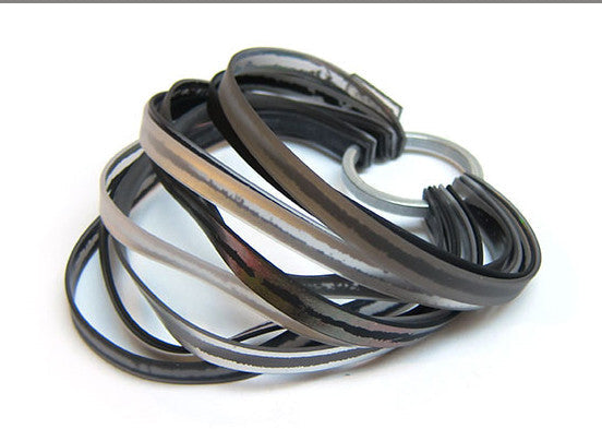 'Fresh grey & black' bracelet | Pvc
