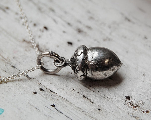 'Acorn' necklace | 925 silver