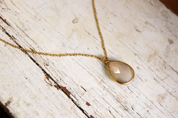Moonstone | cut pendant necklace | Gold-plated